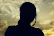 如何以《复联后》成功挽回失去的爱情（学会沟通，关注他人需求，重建信任，找回爱情的秘诀）