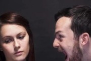 夫妻之间女方出轨的处理方法（如何应对夫妻之间女方出轨问题）