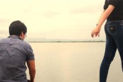 男友不离婚和我分手，我该怎么办？（如何面对爱情和家庭的两难选择）