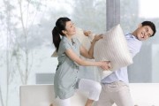 夫妻和睦关系的十大因素（创造幸福家庭的秘诀）