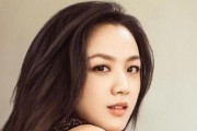 暧昧期身体接触顺序，3步解锁亲吻姿势（从接触到亲吻，这三步不能错过！）