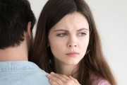 出轨离婚，面子与复合之间的抉择（如何平衡自尊与家庭幸福？）